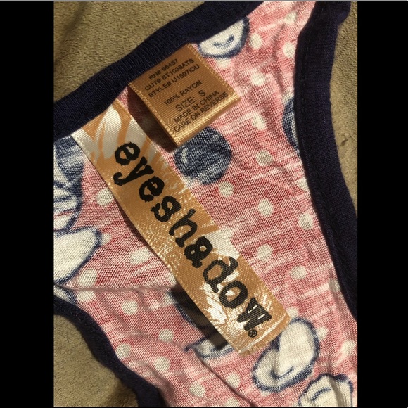 Eyeshadow Cherry Top - Picture 3 of 3